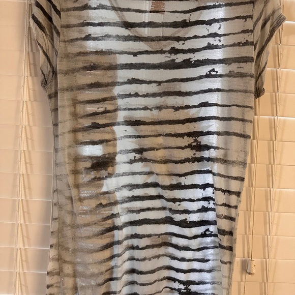 Miami Dolphin teen NFL Gray Shirt - Picture 3 of 3